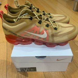 Brand new Nike vapormax 2019, multiple sizes.
